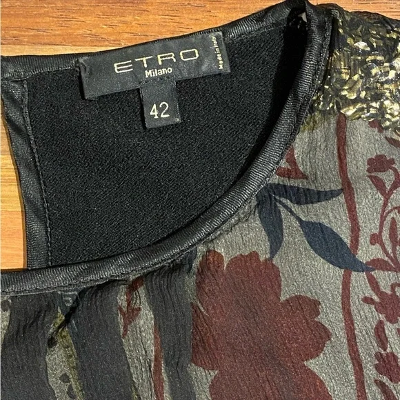Etro black top with sheer overlay and sequins, size 42 - Picture 3 of 8